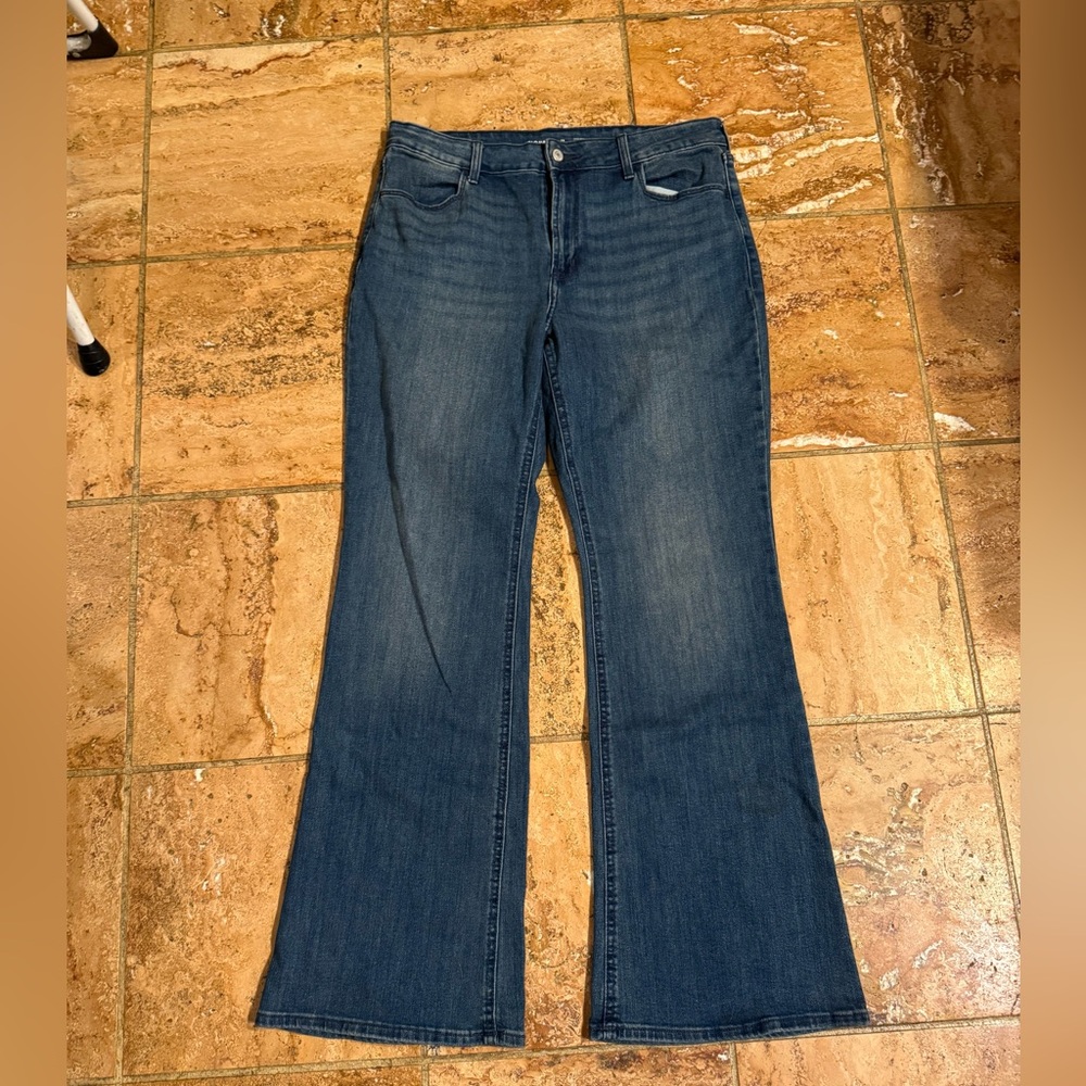 Old Navy Women's Hi Rise Flare Jeans